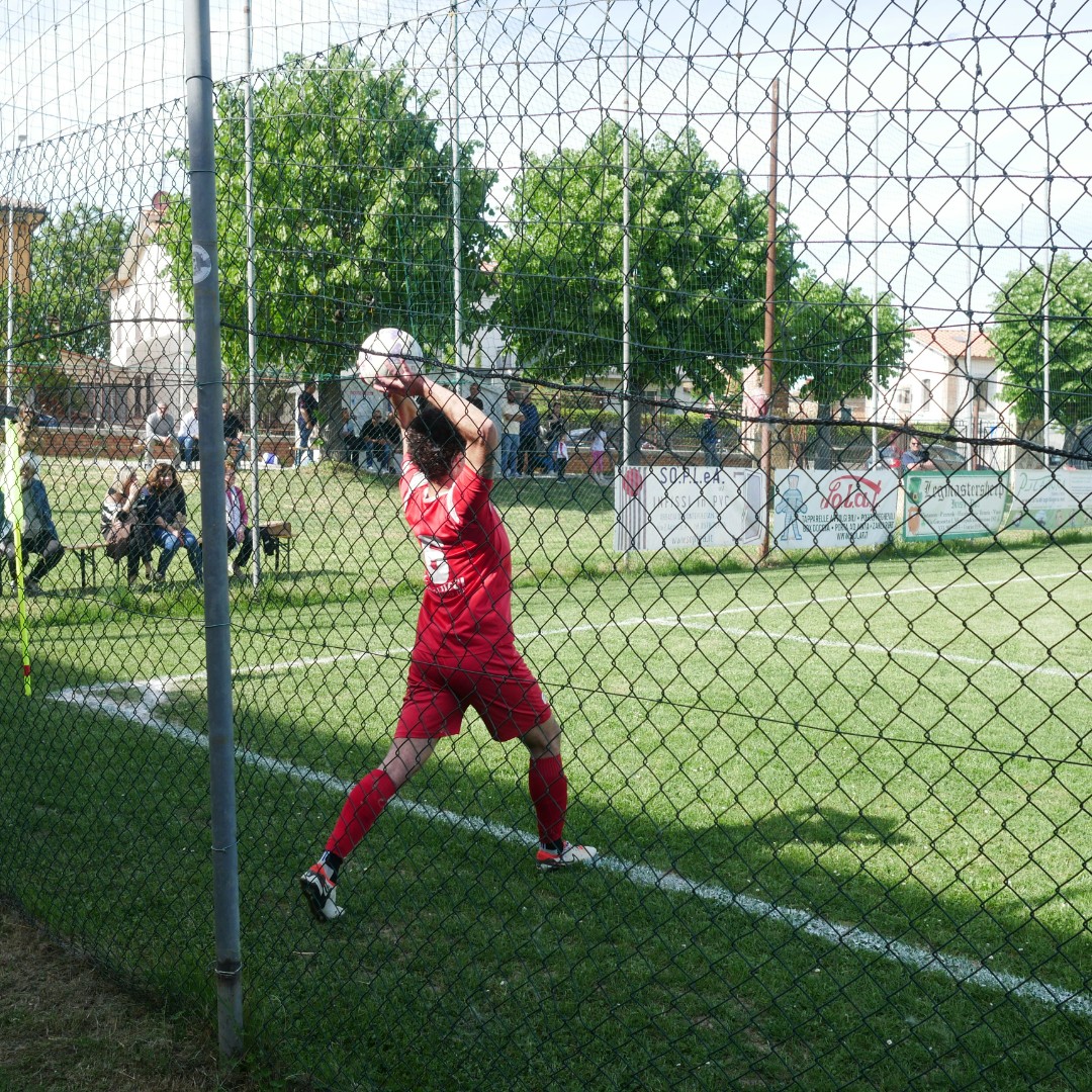 Gametime Hero vs. Heja: Which Fits an Adult Team’s Scheduling and Communication Needs?