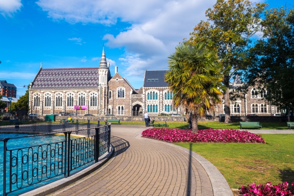Christchurch Botanic Gardens lush greenery