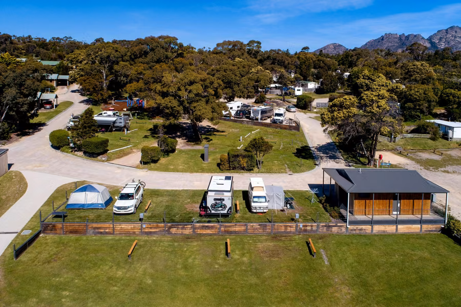 BIG4 Iluka on Freycinet Holiday Park opposite Muirs Beach at Coles Bay
