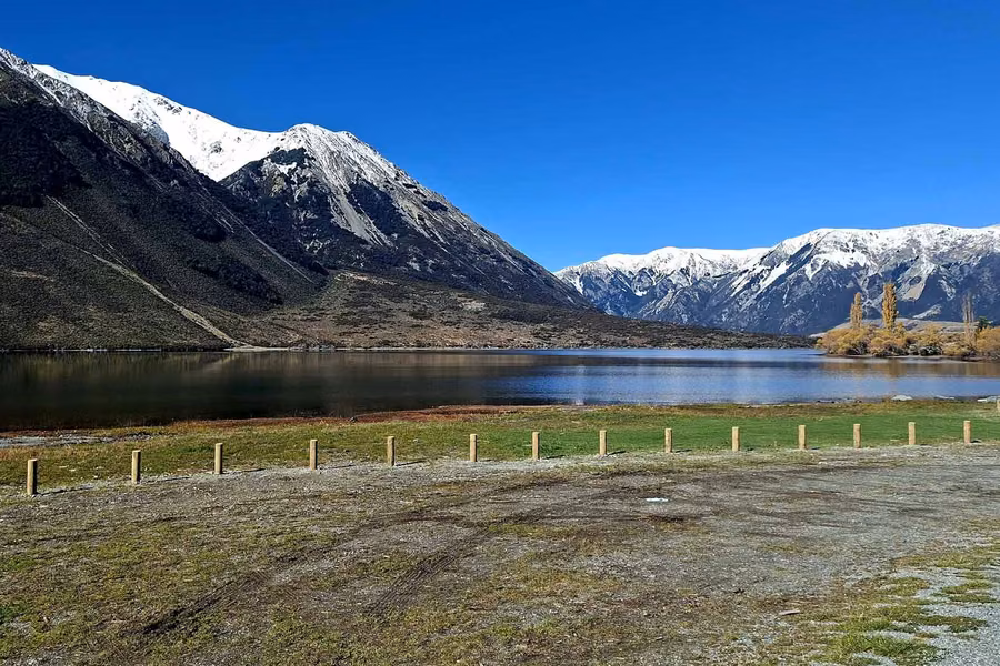 Lake Pearson (Moana Rua) and surrounding high country in Craigieburn Forest Park