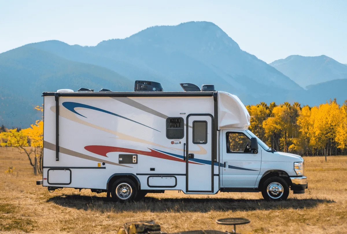 Road Bear Super Van Camper 23-25 ft Class C RV in USA