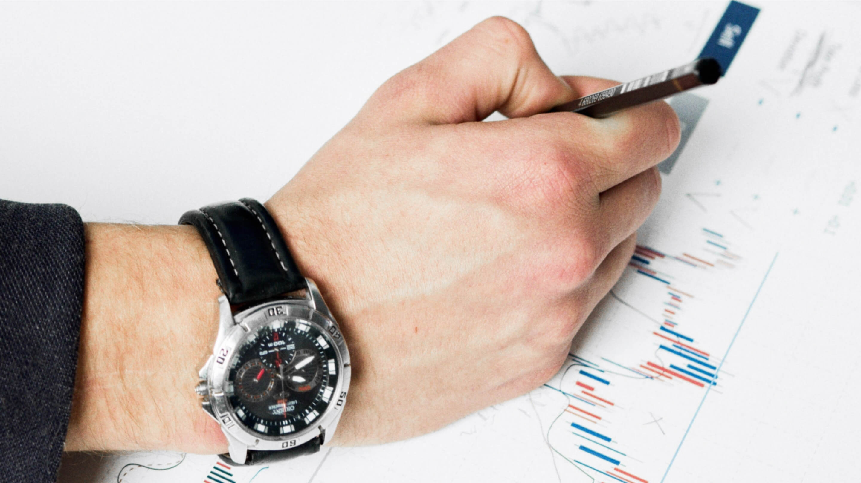 How to save money - 8 simple ways to start saving money every month