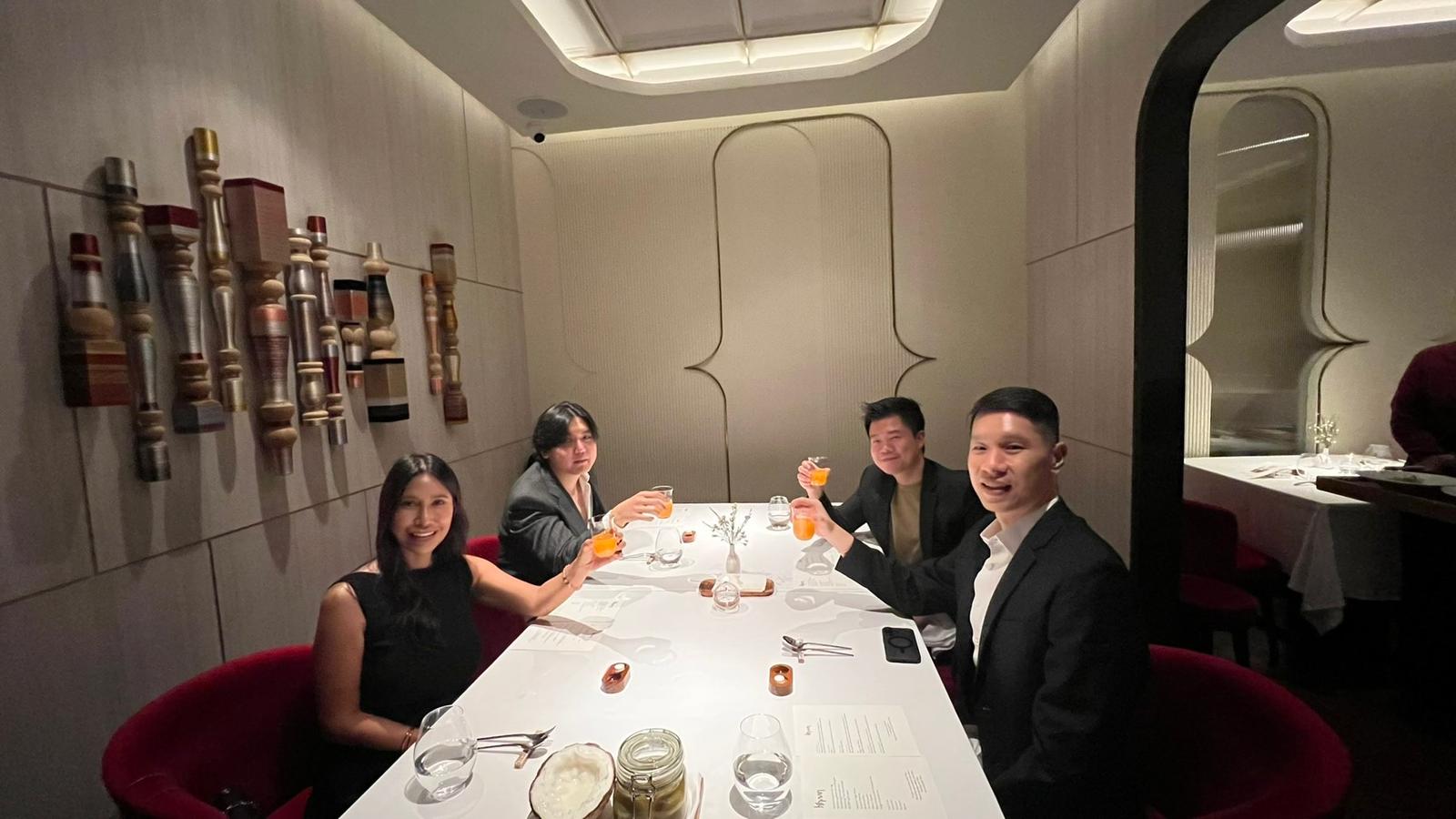 A group of industry leaders and professionals gathered for a strategic discussion and dinner hosted by GTH‑Asia, focusing on regional growth and innovation in Southeast Asia.