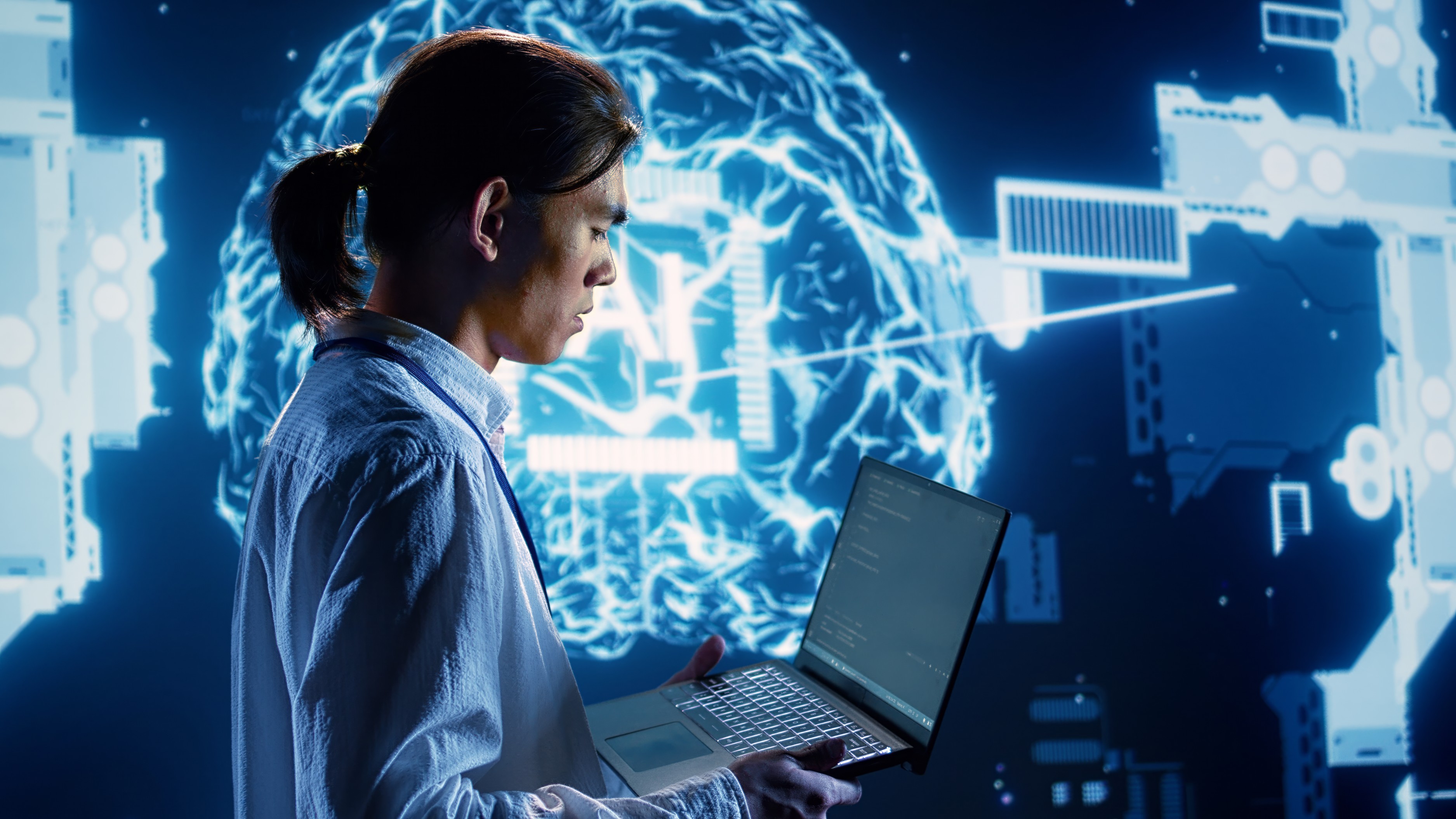 How Quantum Computing Solves Large-Scale Optimization Problems