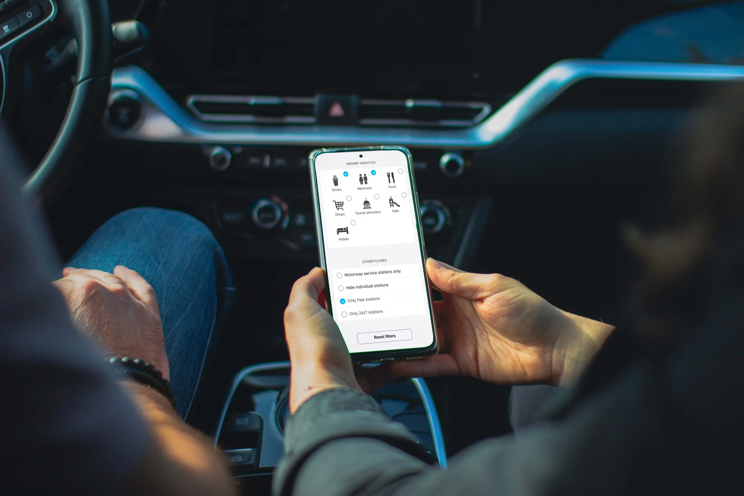 Où trouver des bornes de recharge gratuites près de chez moi en 2025 ?