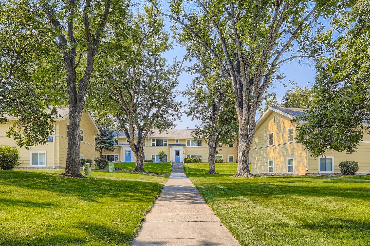 exterior of apartments 