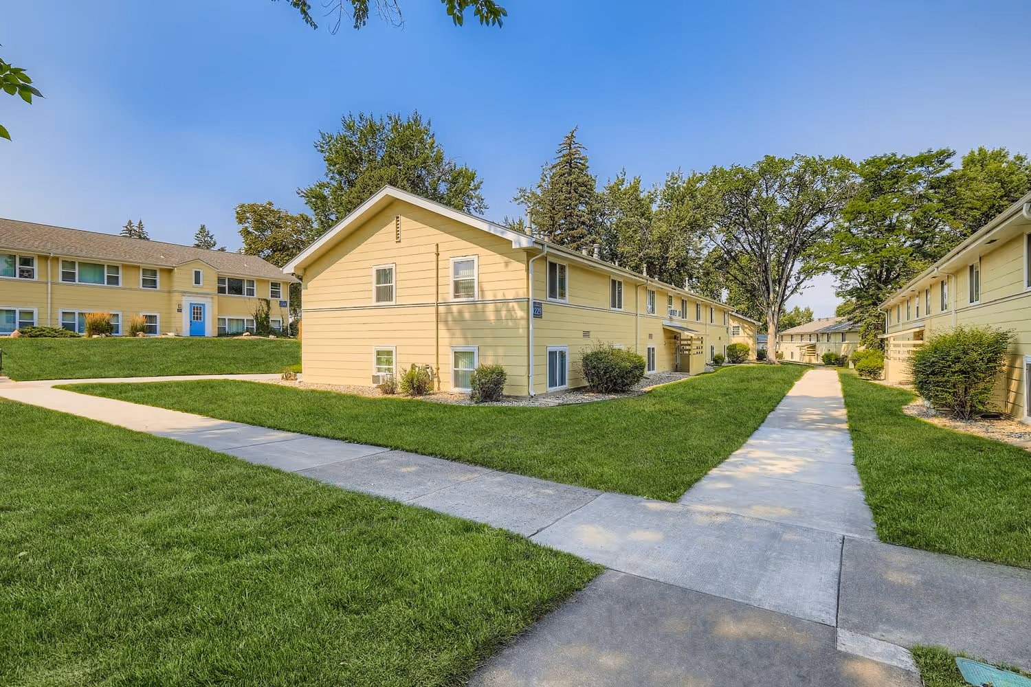 exterior of apartments 