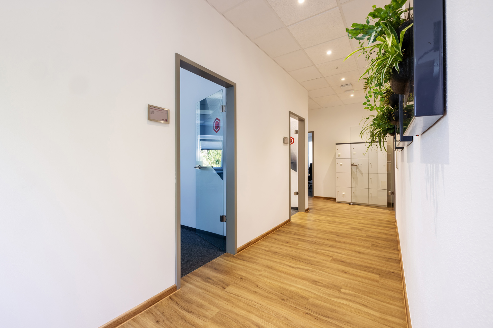 Businessfotografie: Flur bei Stahl Computertechnik GmbH in Pfaffenhofen
