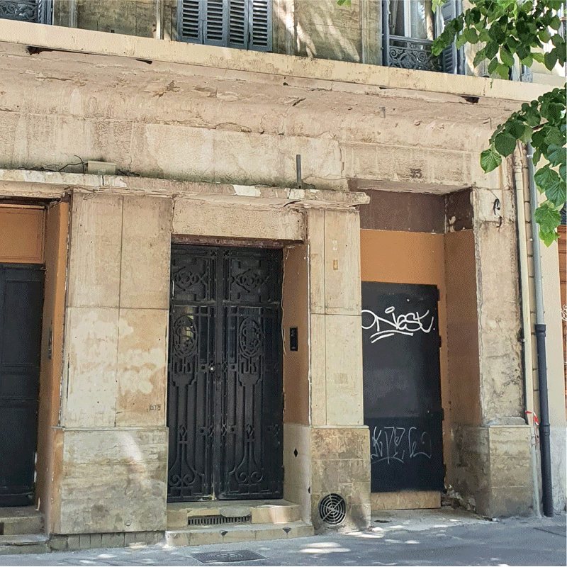 Image comparative avant et après les travaux du Marché des Argonautes boulevard Longchamp à Marseille