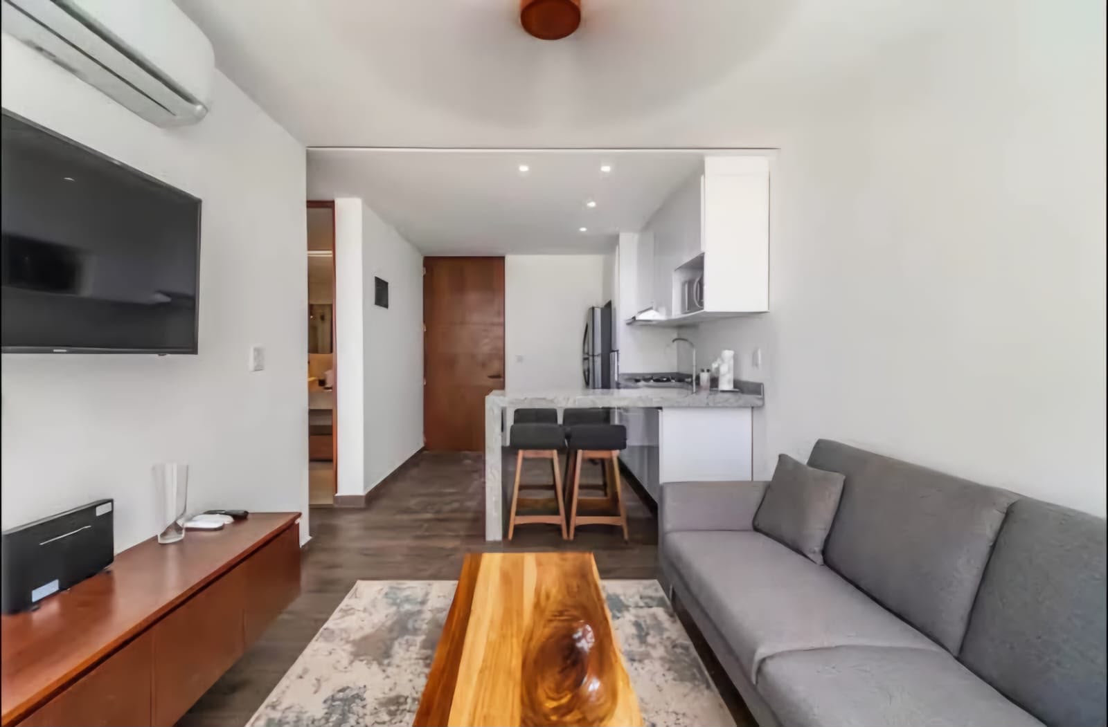 Turnkey 1-Bedroom Condo in La Veleta | Kiin Tulum Luxury Suites