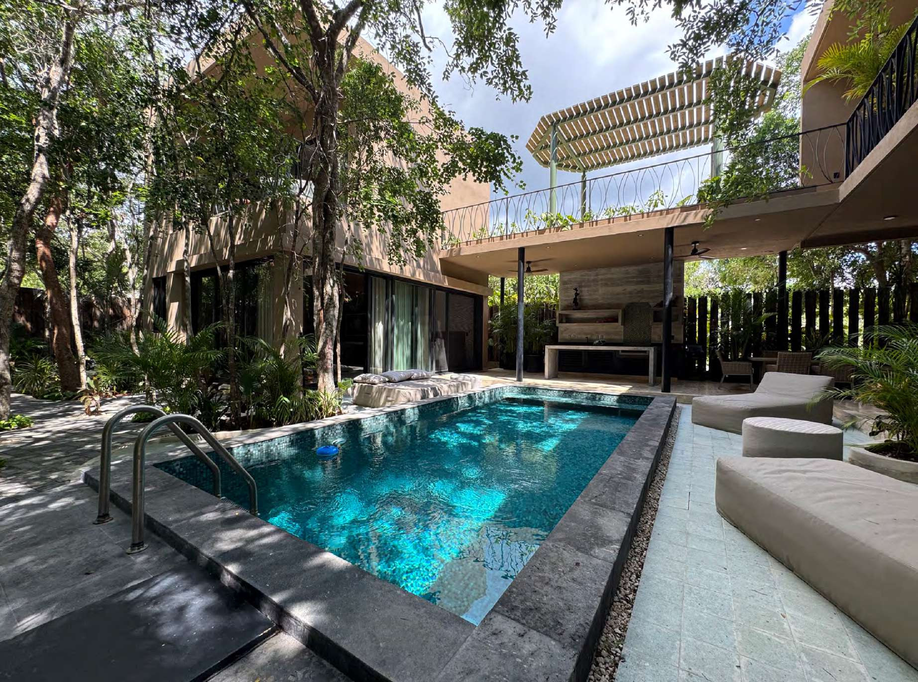 House Yaxche | 4 Bedroom Canopy Compound in Region 15, Tulum