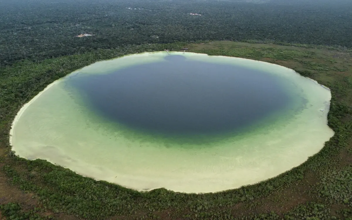 The turquoise Nopalitos lagoon near Tulum