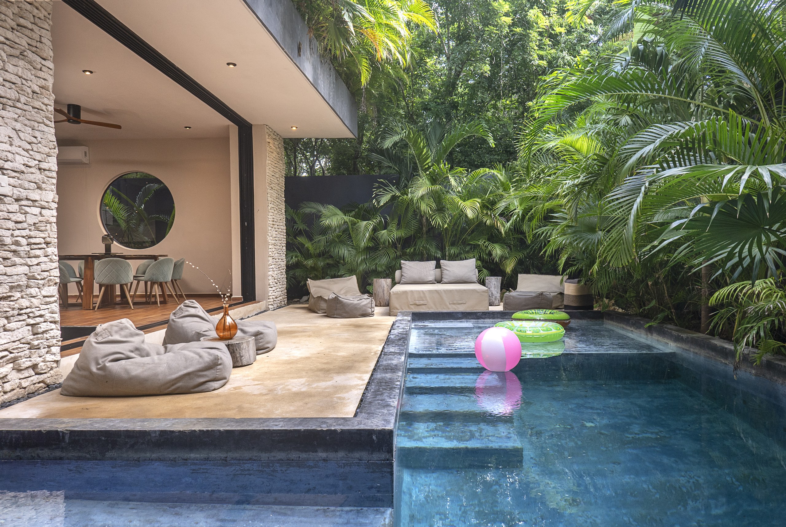 Maison Siscolino | 4 Bedroom Villa with Swim Up Pool and Rooftop Plunge Pool in Region 15, Tulum