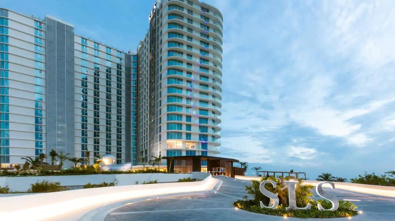 SLS Residences 1806 | 3 Bedroom Ocean View Residence in Puerto Cancun