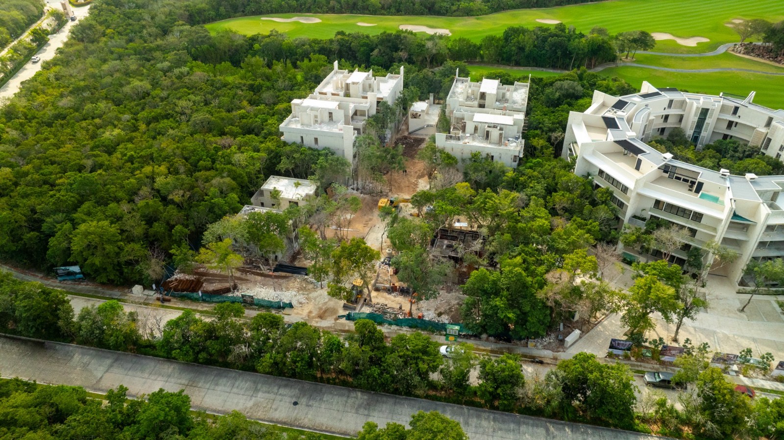 Baikal Villa | 3 Bedroom Condo in Bahía Príncipe, Akumal