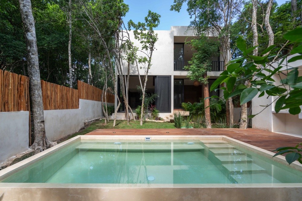 Casa Zapote | 4 Bedroom Home in Bahía Príncipe, Akumal