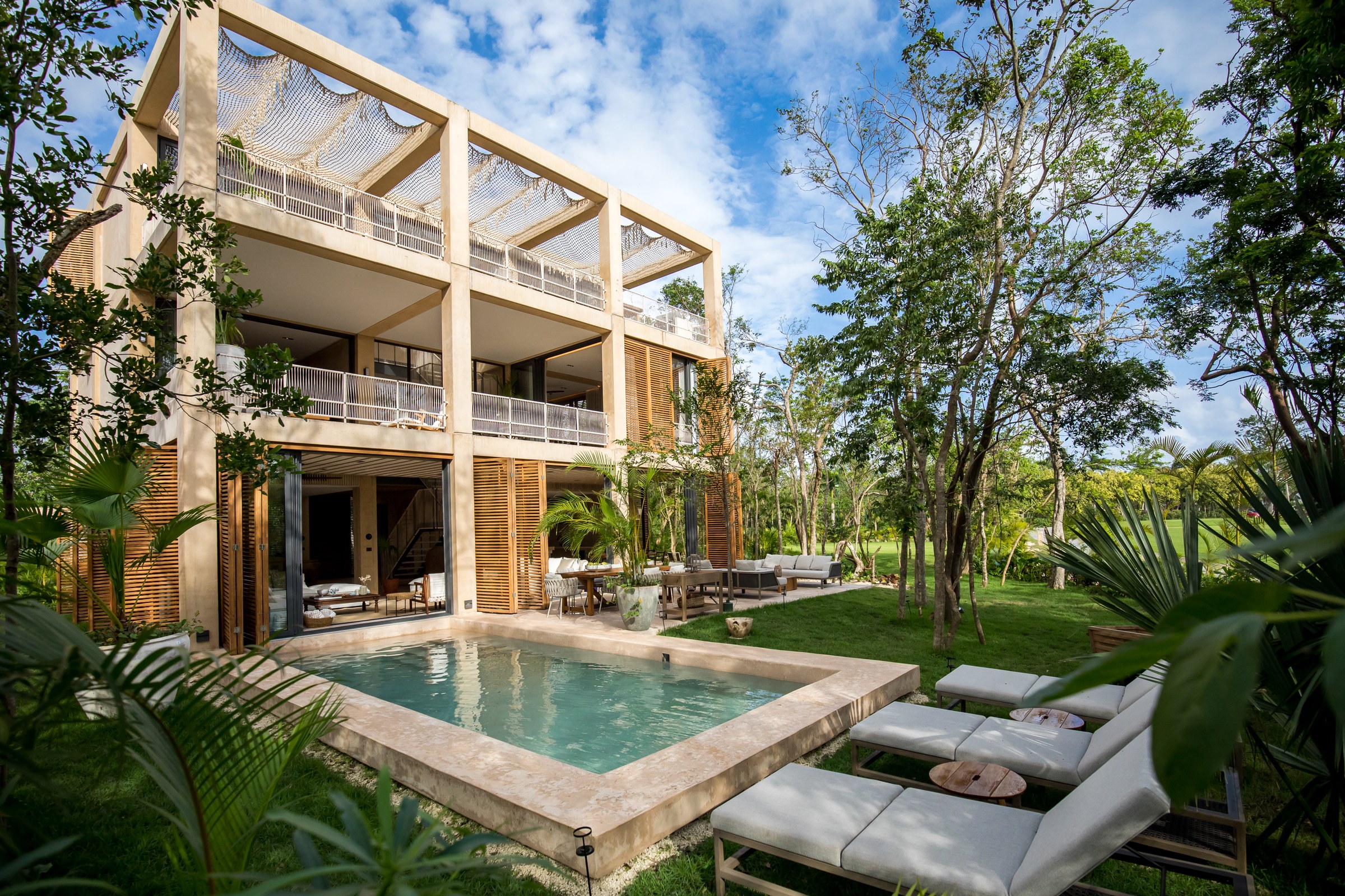 Palm Villas | Estate Home A, 5 Bedroom Golf Front Villa in Corasol, Playa del Carmen
