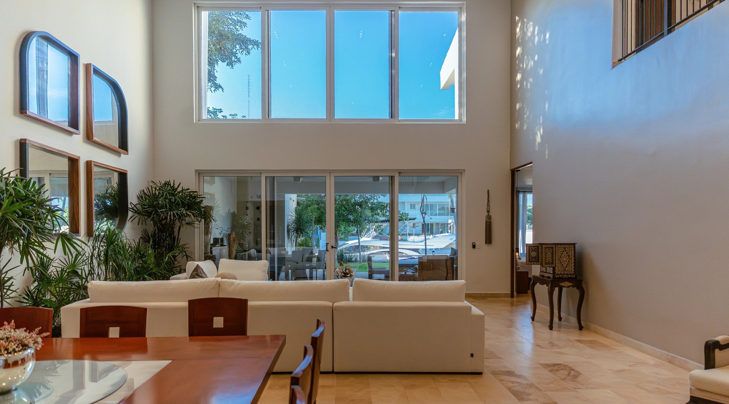 Casa Lobo | 5 Bedroom Waterfront Villa with Private Dock in Puerto Aventuras