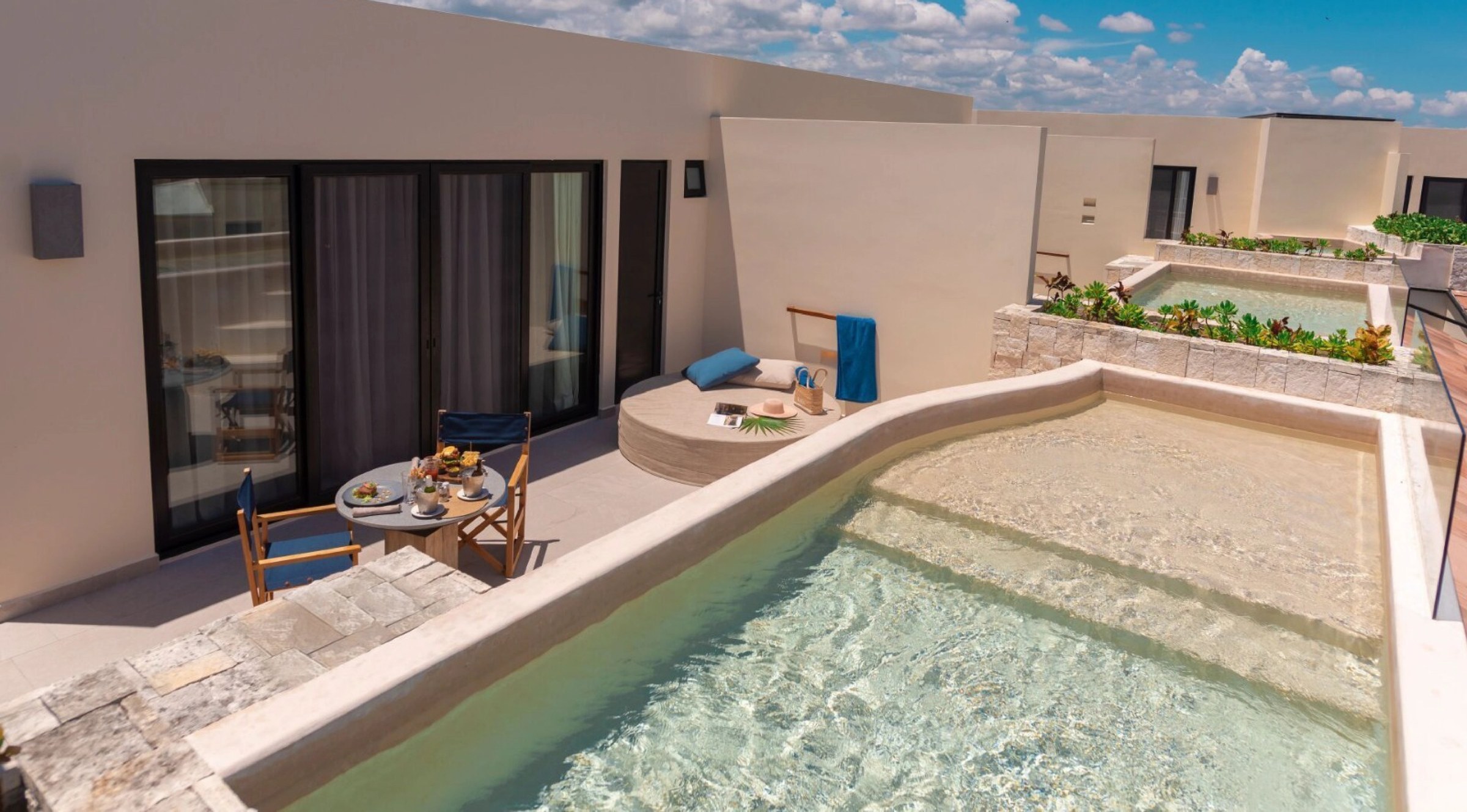 Lagoon Front | 3 Bedroom Penthouse with Plunge Pool in Puerto Aventuras