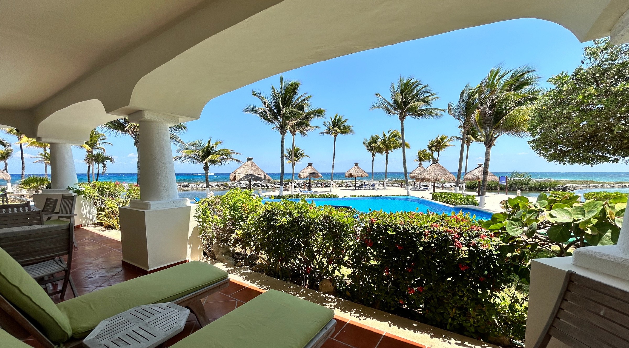 Quinta Luna | 3 Bedroom Ground Floor Condo with Private Beach in Puerto Aventuras