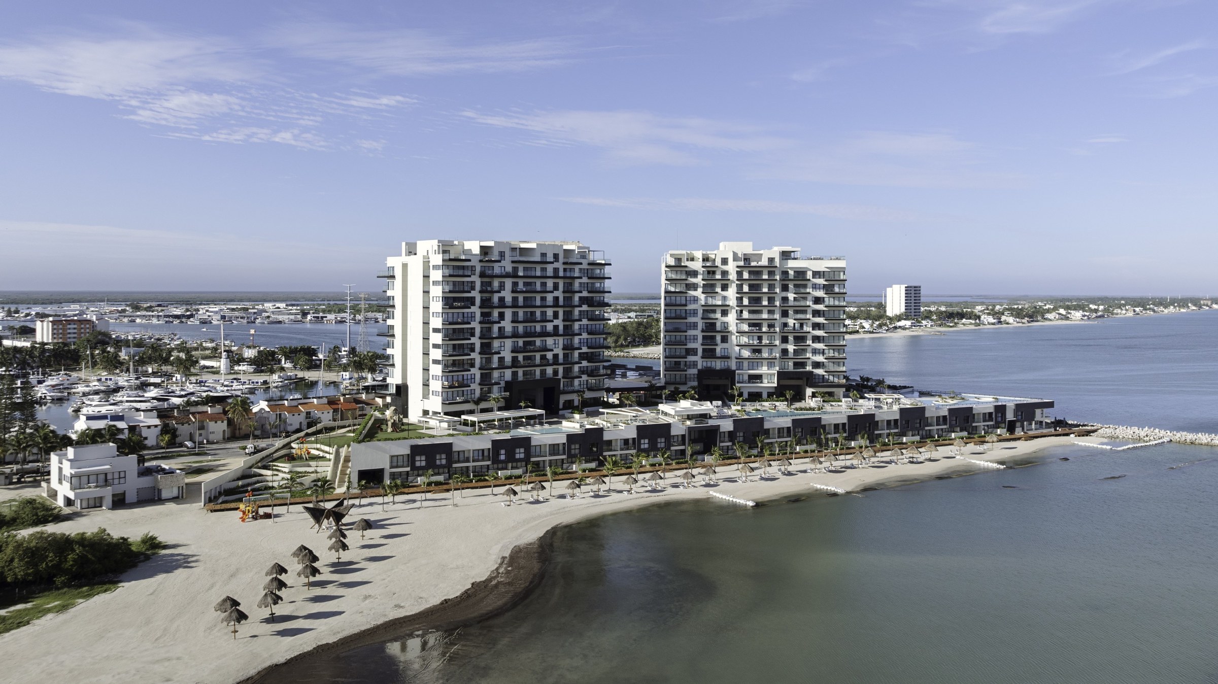 Yucalpetén | 4 Bedroom and Den Penthouse in Progreso, near Mérida