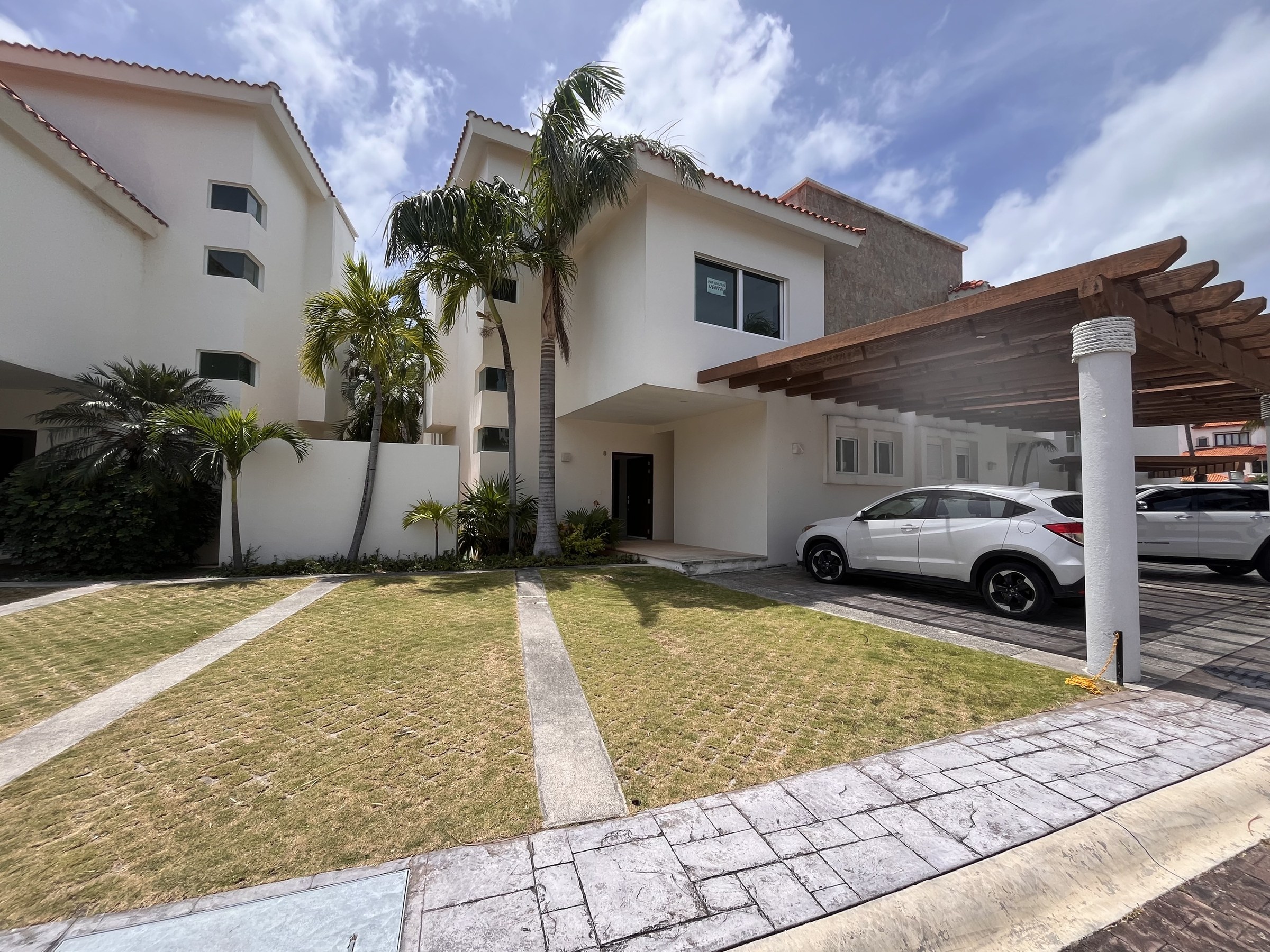 Isla Victoria | 3 Bedroom House in Cancún Hotel Zone