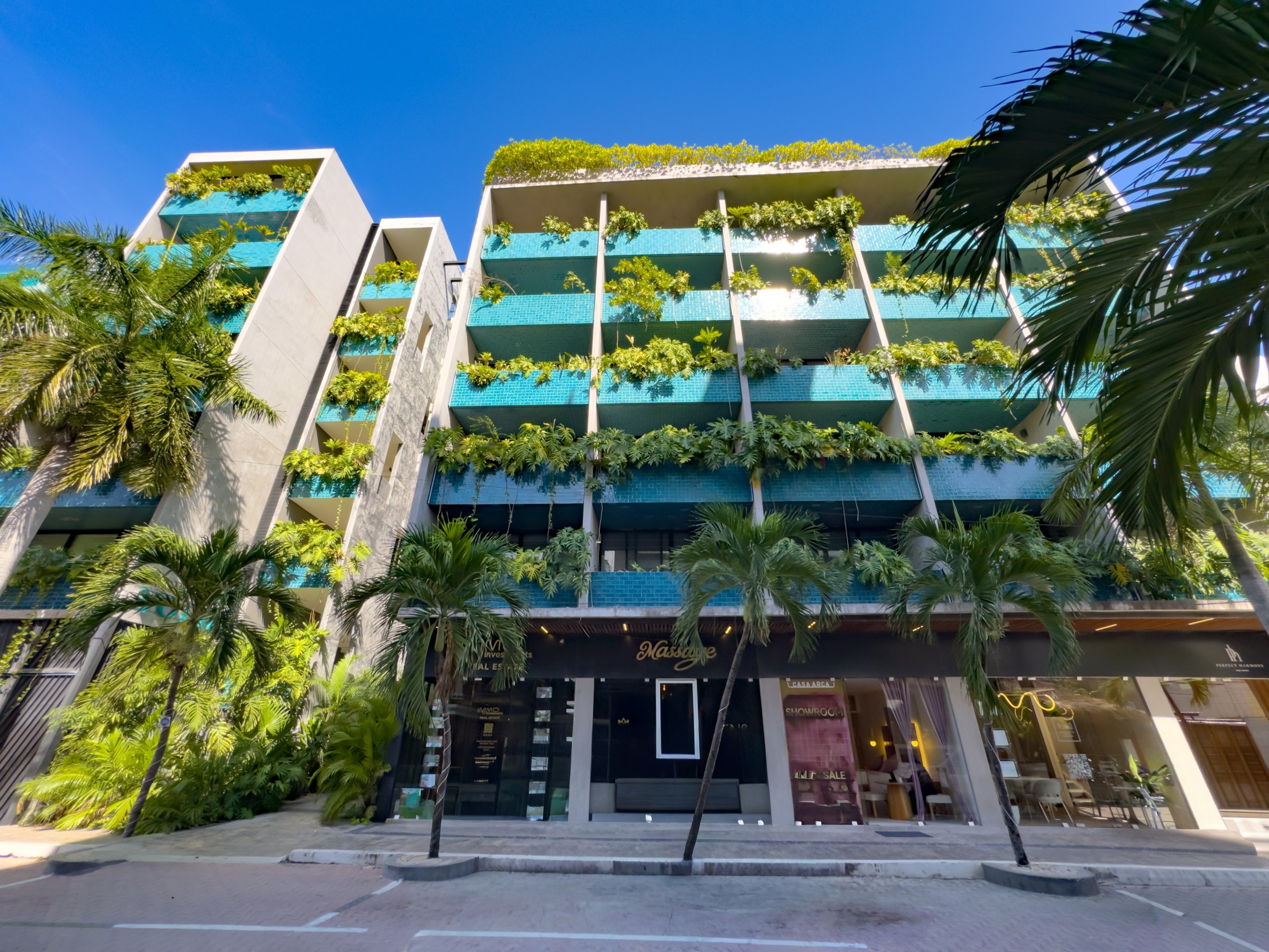 Volta 601 | 2 Bedroom Apartment with Terrace One Block from Fifth Avenue, Playa del Carmen