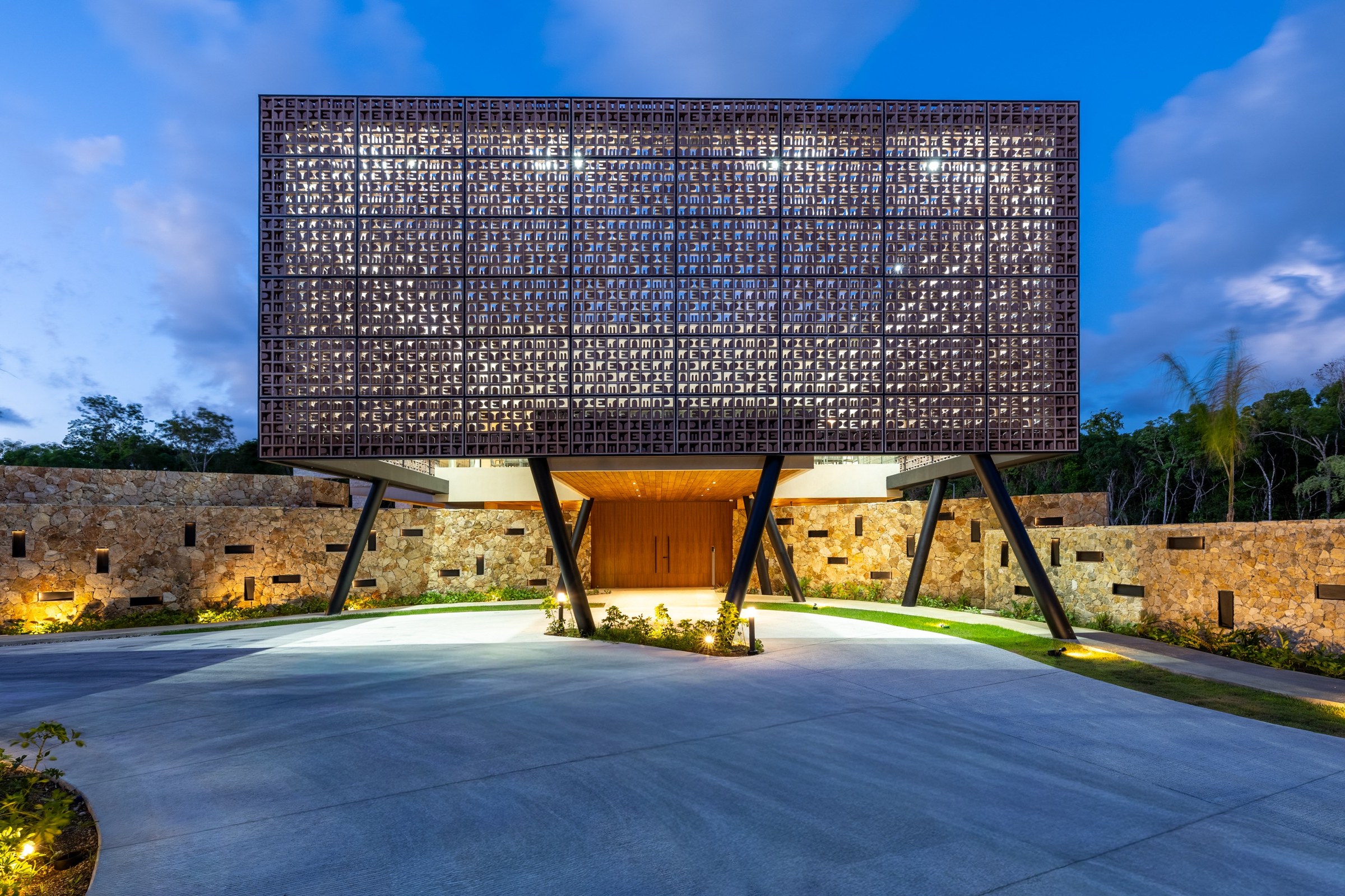 Tierra Madre | Corner and Green Walkway Lots in a Gated Jungle Community, Playa del Carmen
