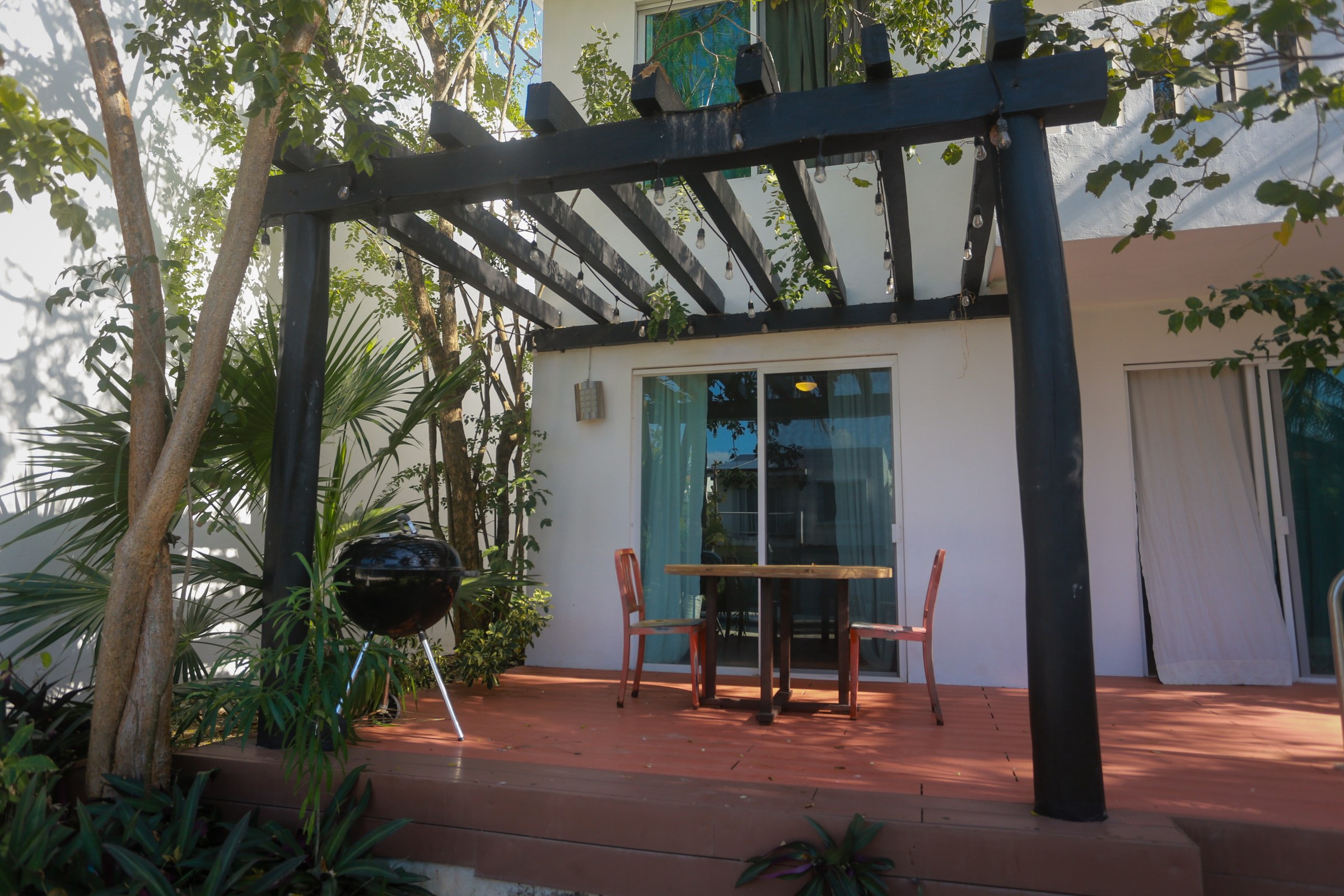 Real del Carmen | 3 Bedroom House with Jacuzzi and Solar Panels in Playacar Phase II