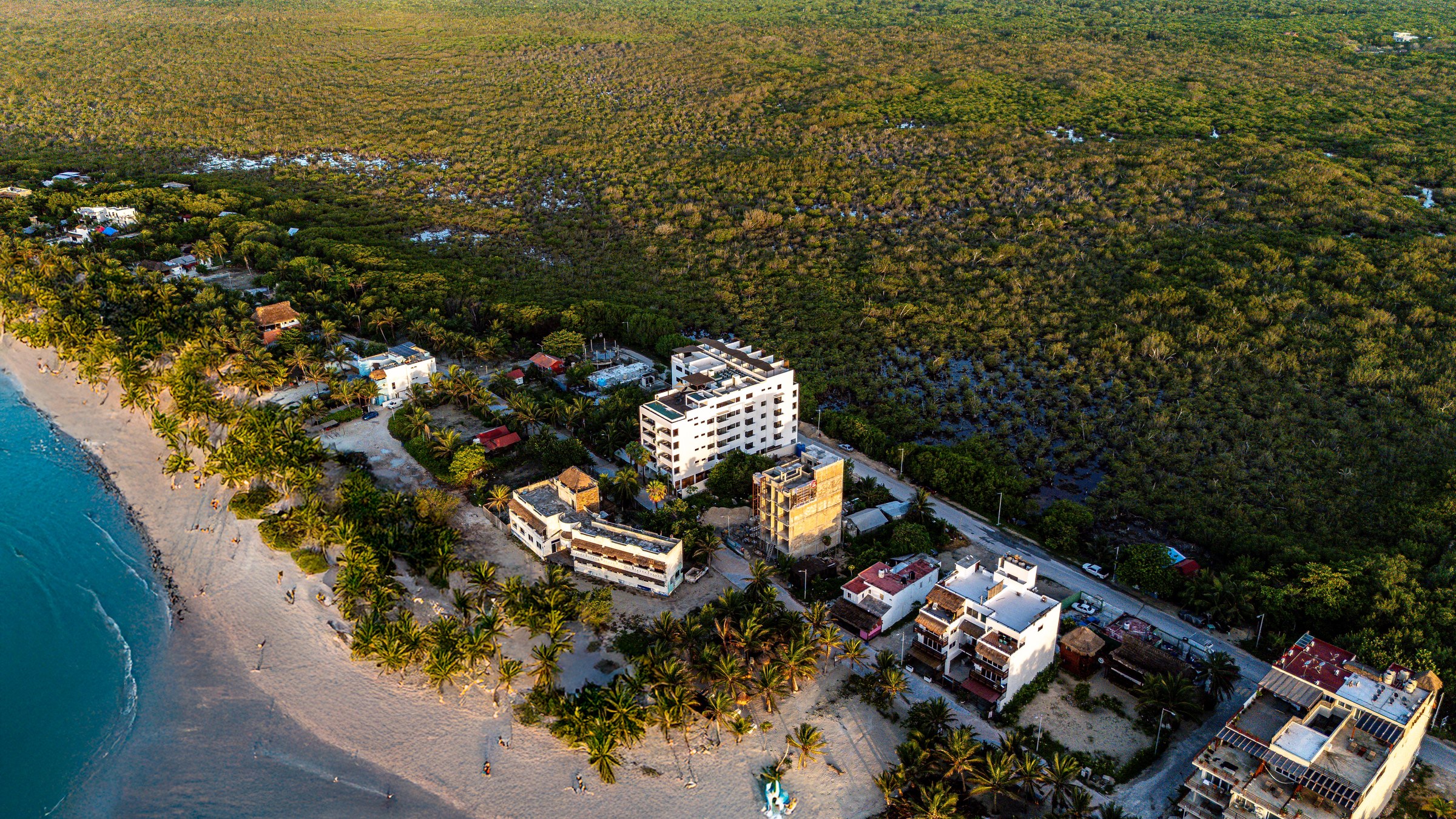 HAMA | Beachfront Studio with Terrace in Mahahual