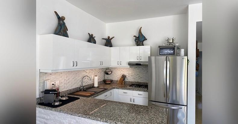 Brilliant One Bedroom Condo with Golf Cart