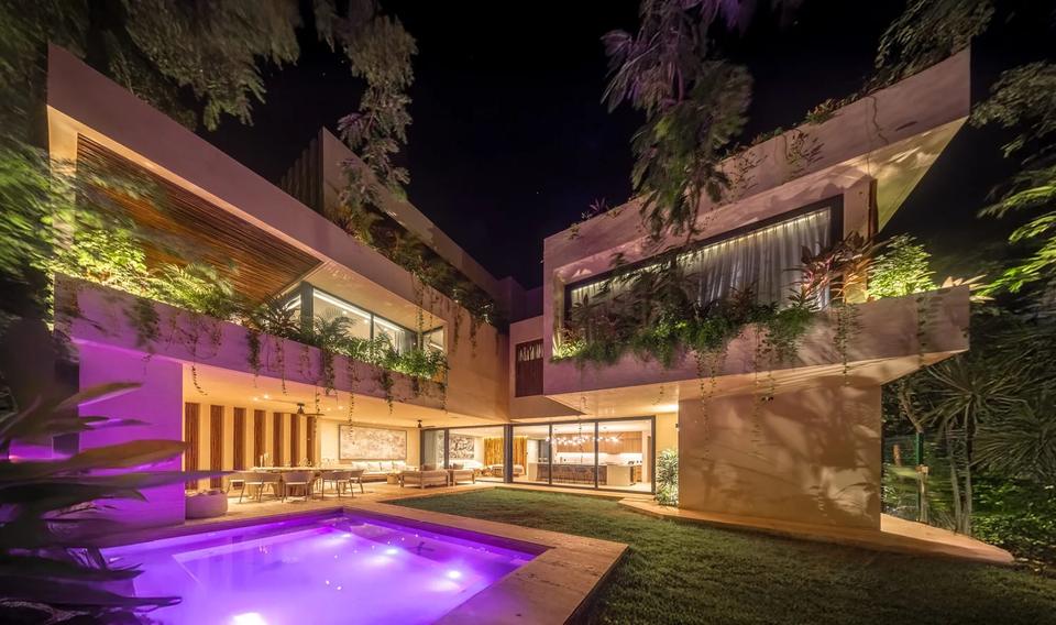 Caimán, a five-bedroom villa in Los Santos, Tulum