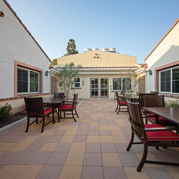 Regency-Palms-Senior-Living-Colton-Salon