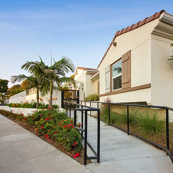 Regency-Palms-Senior-Living-Colton-Salon