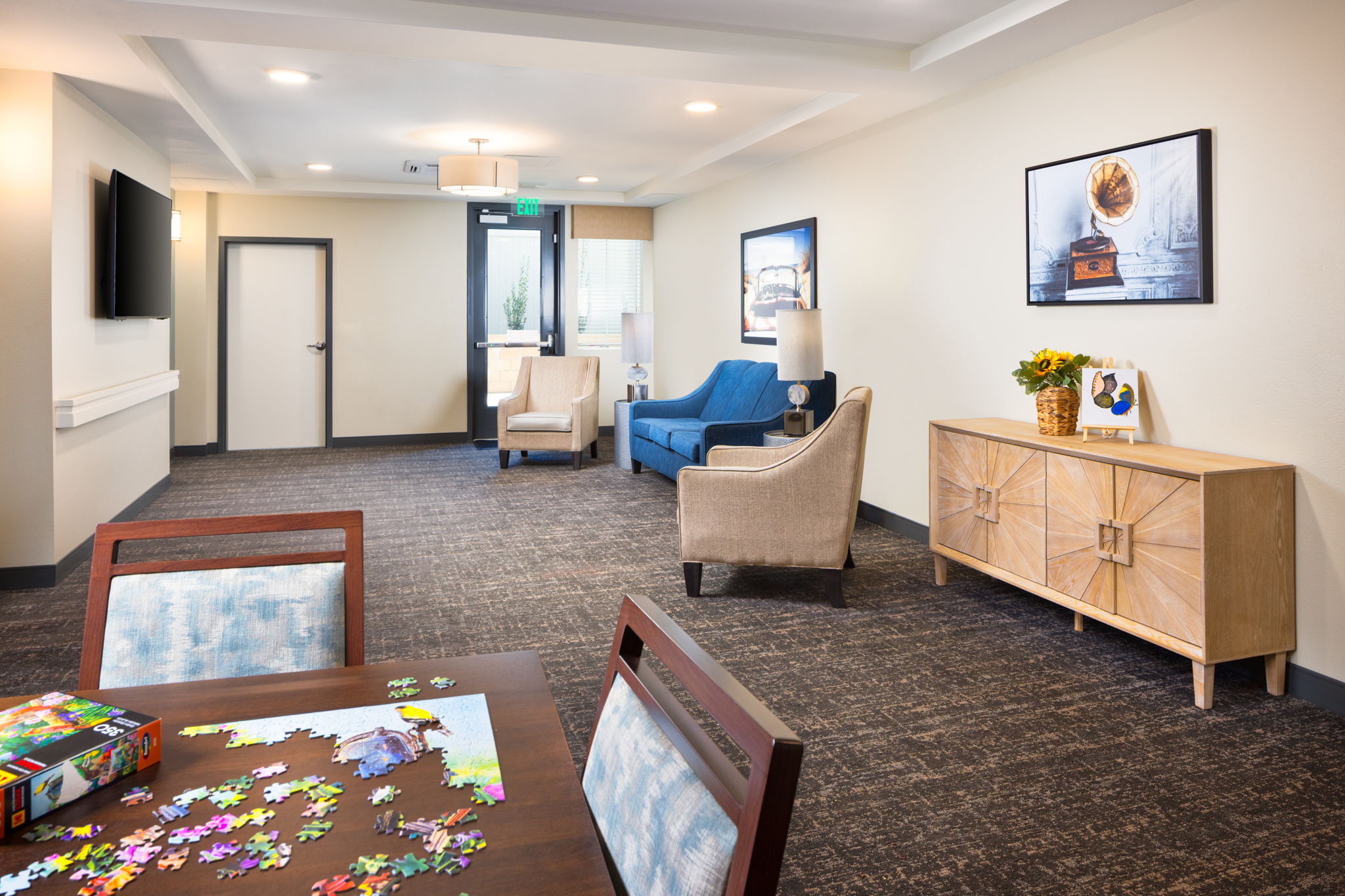 Memory care living room at Regency Palms Senior Living, Colton CA