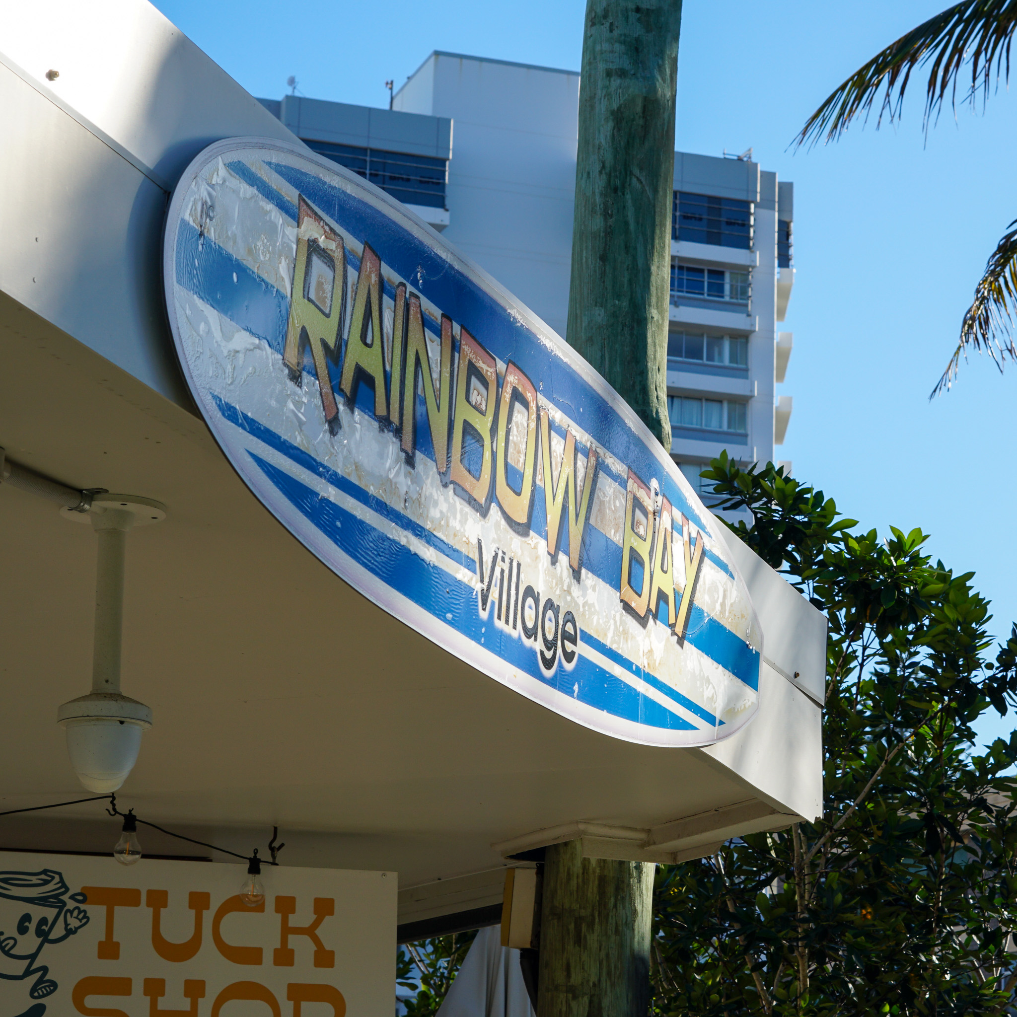 The Garland’s proximity to cafes, beaches, and coastal walking tracks