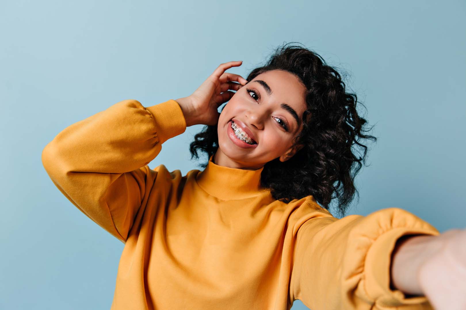 How to Keep Braces Clean: Brushing Tips, Gardner & La Rochelle Orthodontics blog