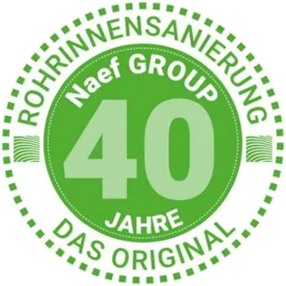 A green and white label with the number forty.