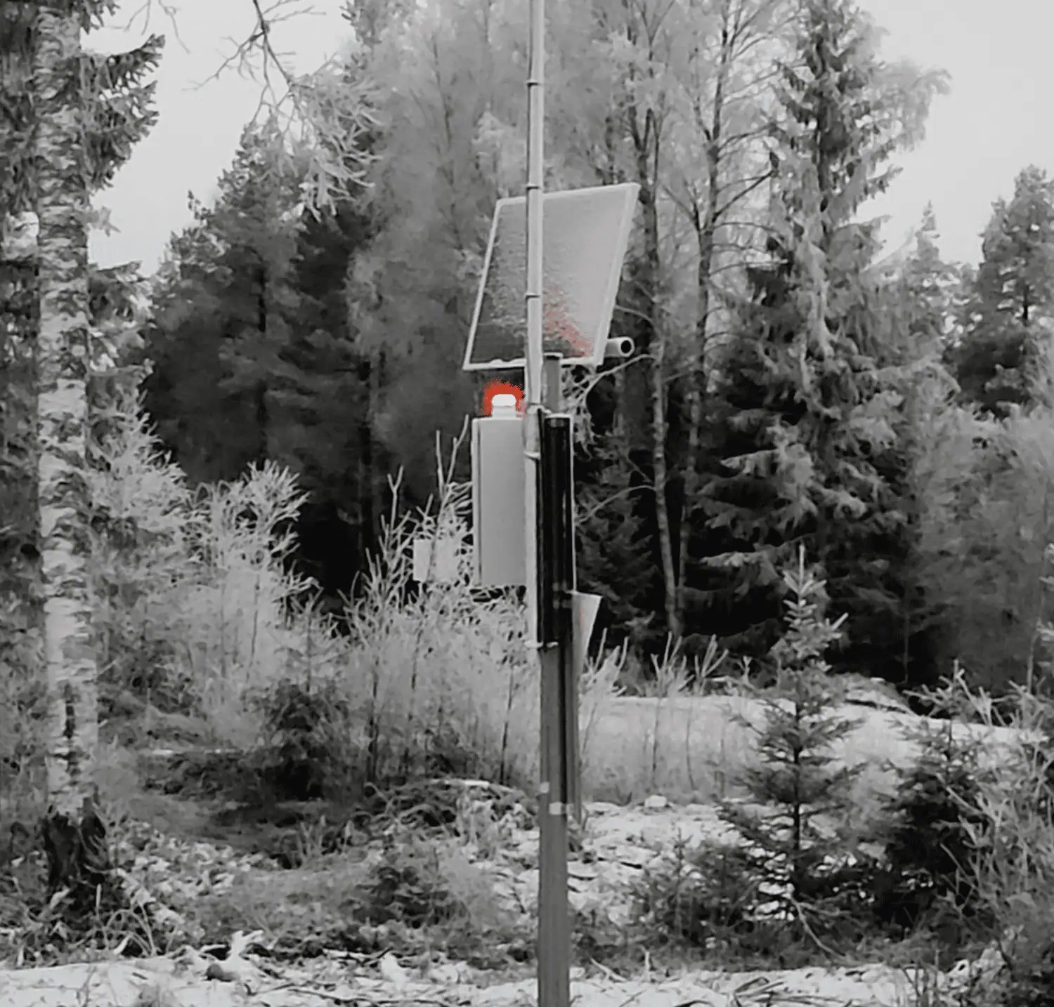 ice throw warning system