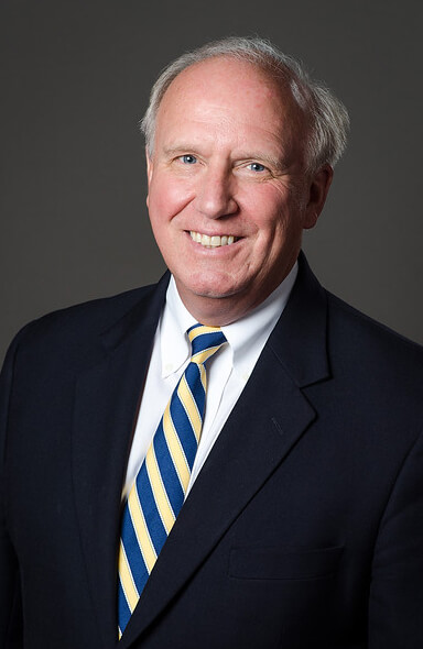 headshot of Rev. Dr. Robert S. Norris