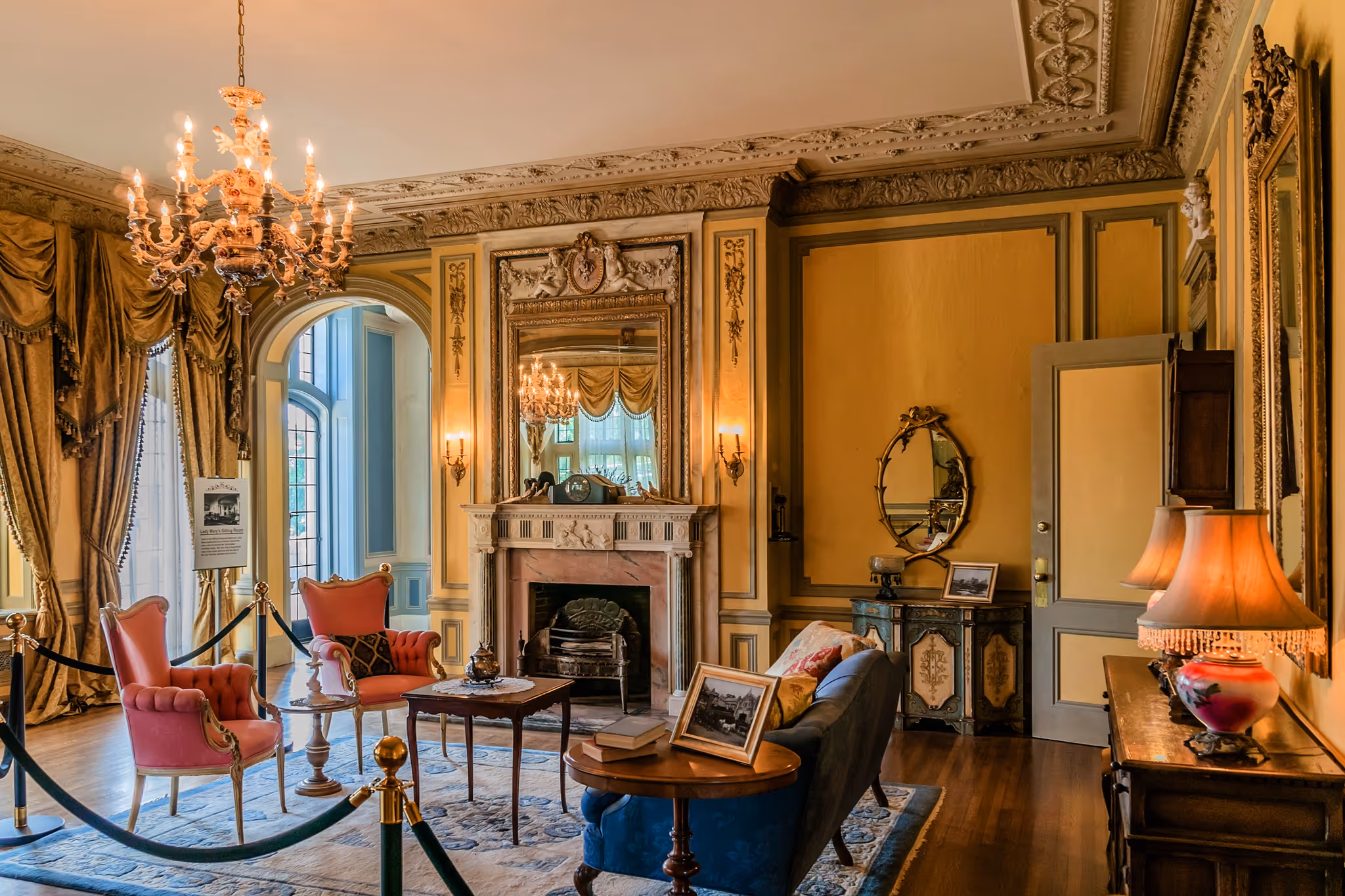 Hours Of Operation - Casa Loma