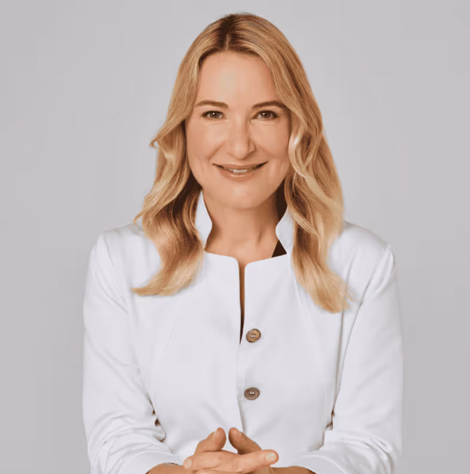 Dr. Julia Berkei - CEO, Chief Surgeon