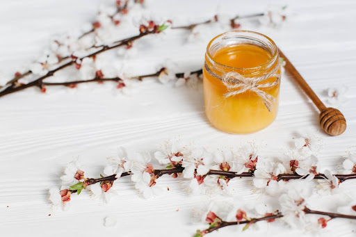 Manuka Honig als Winterbegleiter: Natürliche Kraft aus Neuseeland