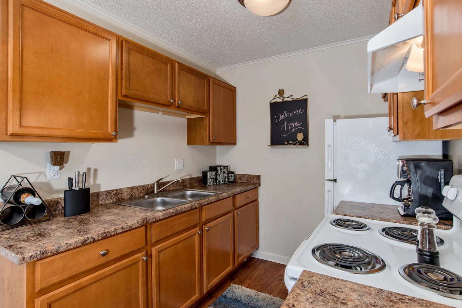 Classic style galley kitchen