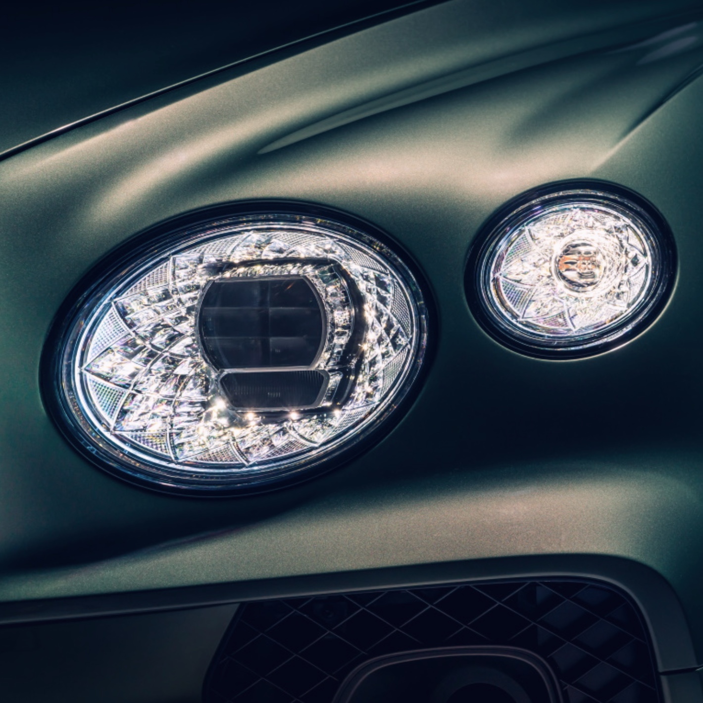Bentley | Exterior Lighting Orchestration