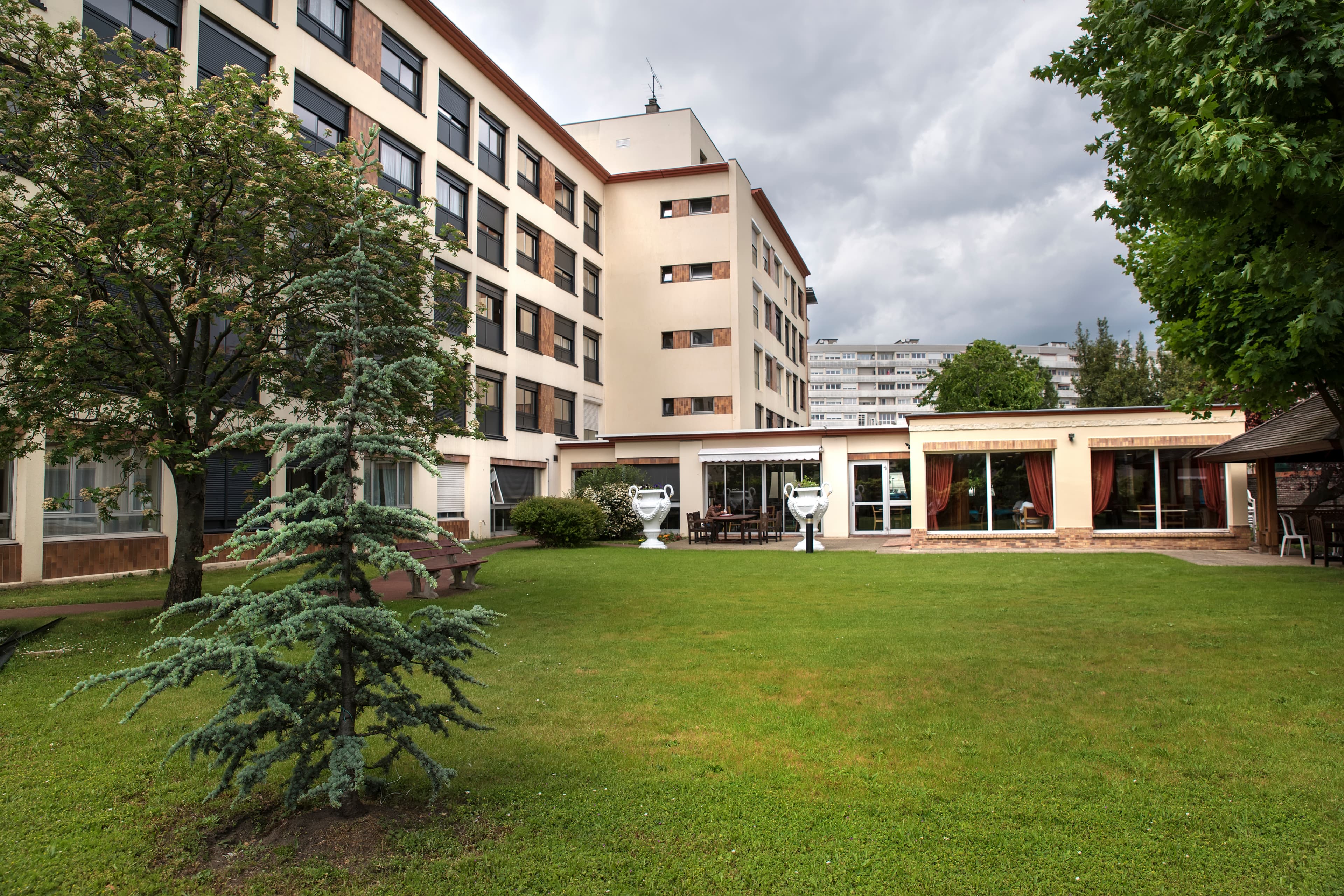 Clinalliance EHPAD Repotel Gennevilliers | EHPAD à Gennevilliers | Zenior