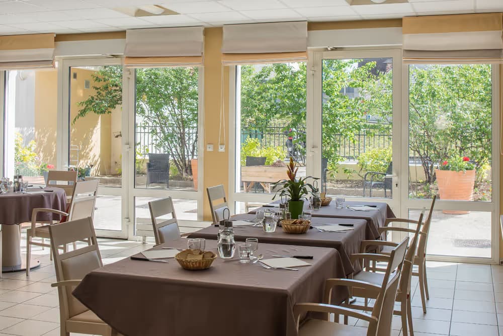 Photo 1 de Korian La Détente, EHPAD à Dampmart