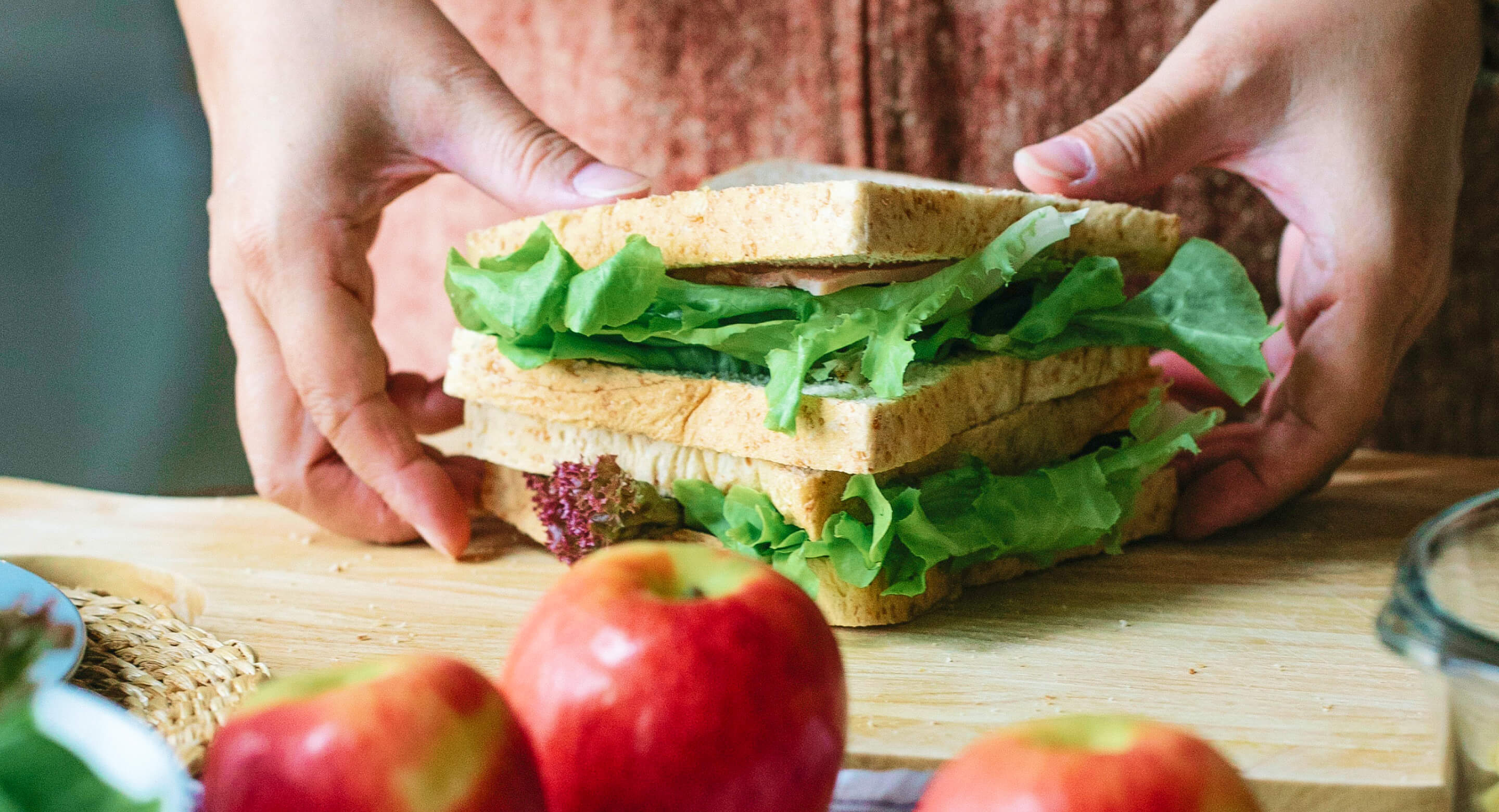 How to Pair Bubble Tea With Your Meal Without Making It Too Heavy