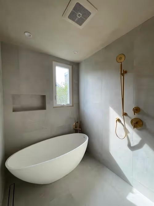 Post Construction Tub Cleaning