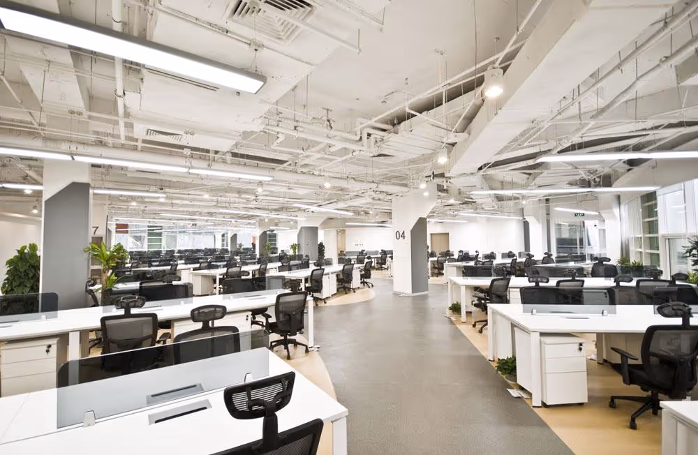 Best local professionals providing all types of deep cleaning and floor cleaning services for office spaces and commercial buildings near you in Los Angeles.